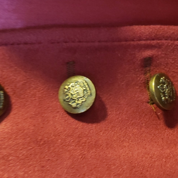 Blazer - Picture 2 of 4